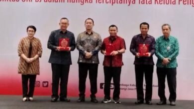 Pemkab Kukar meraih penghargaan dari LKPP RI
