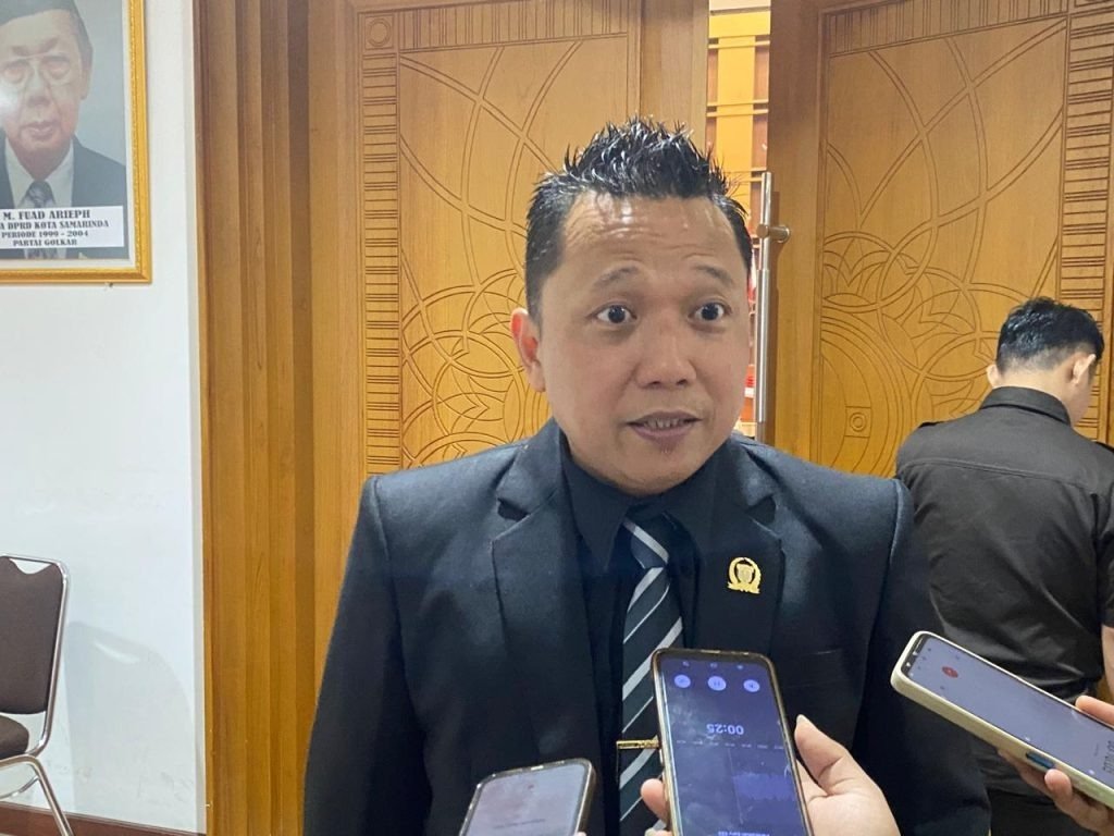 Pemilik Usaha di Samarinda Diminta Siapkan Lahan Parkir, Tak Andalkan Pinggir Jalan Pemilik Usaha di Samarinda Diminta Siapkan Lahan Parkir, Tak Andalkan Pinggir Jalan